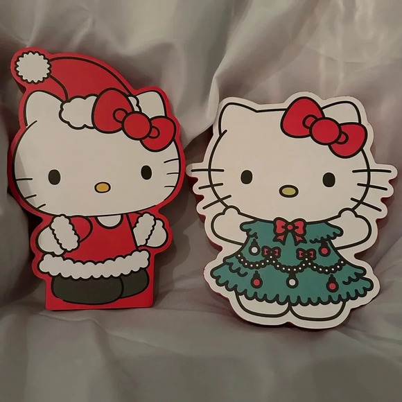 Sanrio Other - Sanrio Hello Kitty Christmas Wood Wall Plaque 
Decoration Bundle